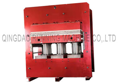 Macchine di vulcanizzazione di gomma automatica della stampa di controllo 800T dello SpA dimensione della piastra di riscaldamento di 1200mm * di 2000